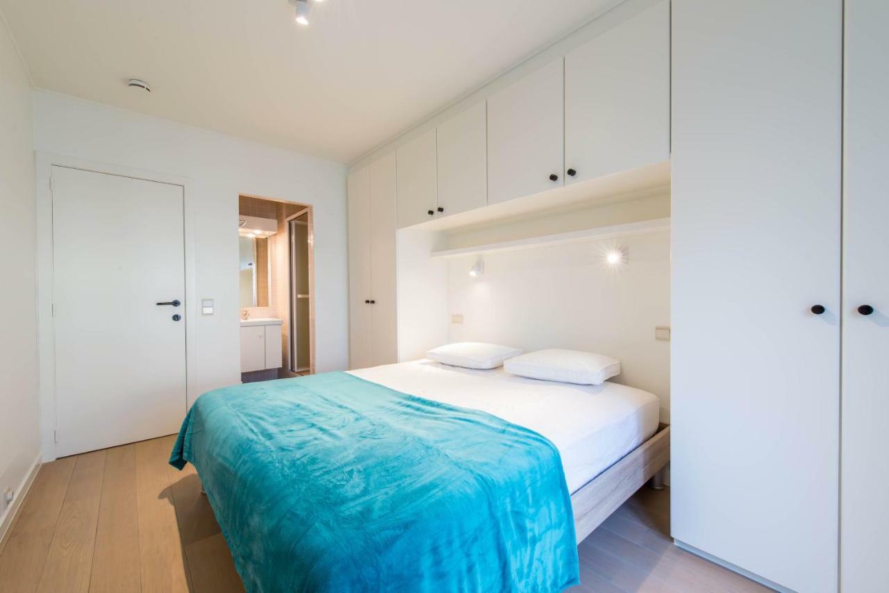Yellow Knokke-Heist Exterior photo