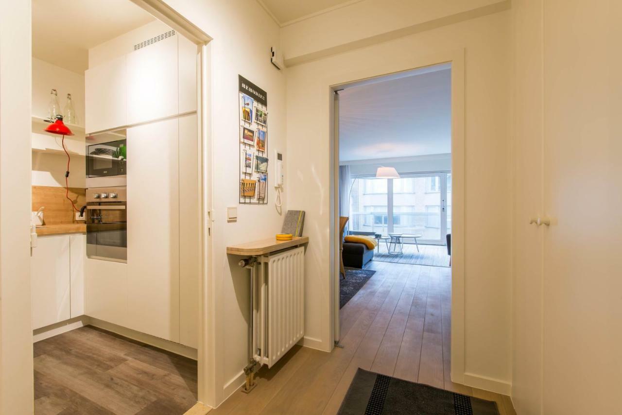 Yellow Knokke-Heist Exterior photo